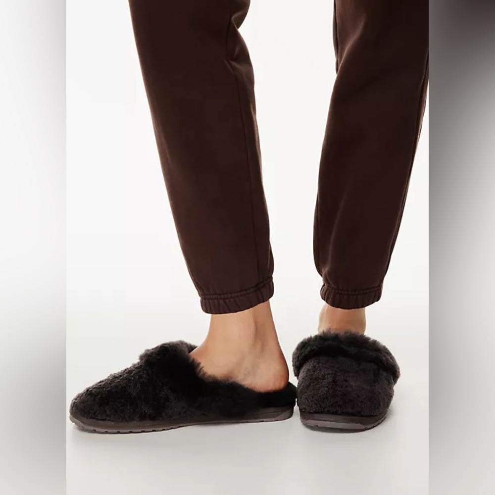 Tna X Emu Jolie Teddy Chocolate Slippers